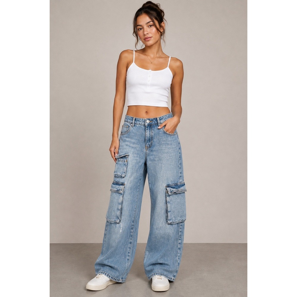 Y2K 2000s Wide Leg Cargo Jeans Women Size 29 Light Wash Denim Utility Bam Jara